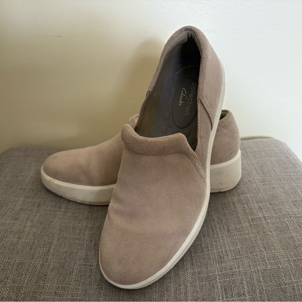 Clarks Collection cushionaire Slip-On Sneakers in Taupe